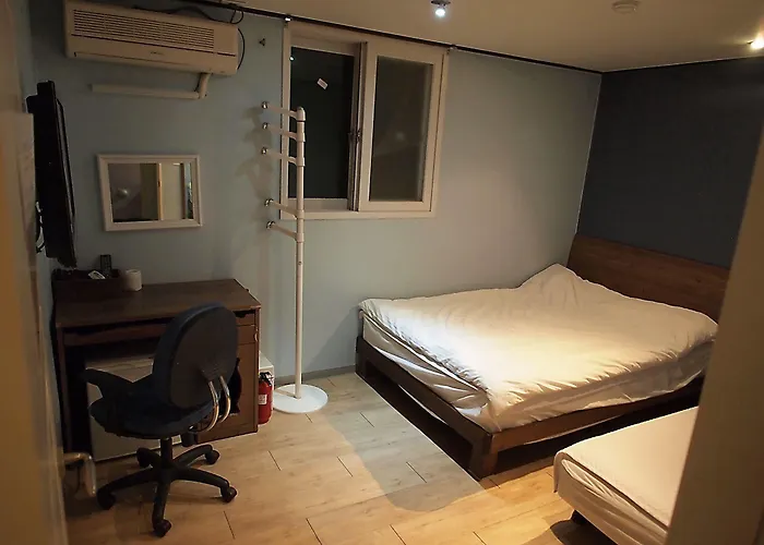 D.h Sinchon Gasthuis 2*